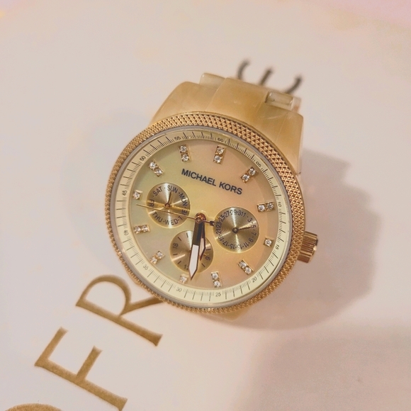 Michael Kors MK5039 Women's Ritz Horn Watch - Picture 1 of 15